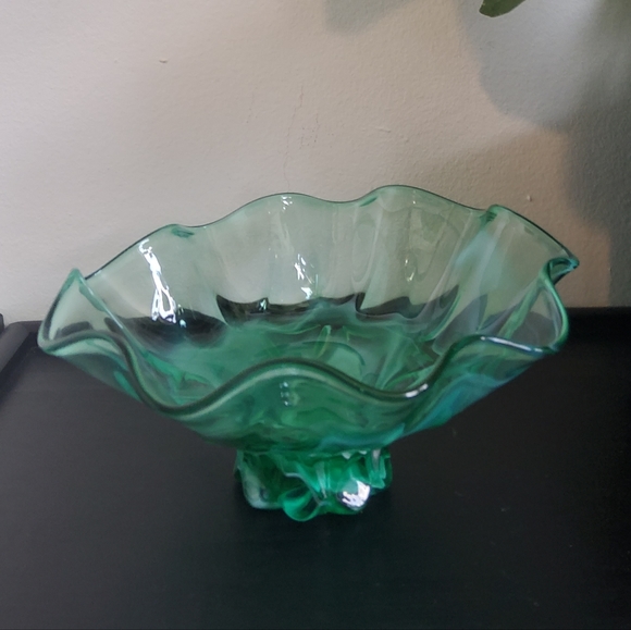 Vintage Opalescent Green Glass Bowl Candy Dish - Picture 4 of 6